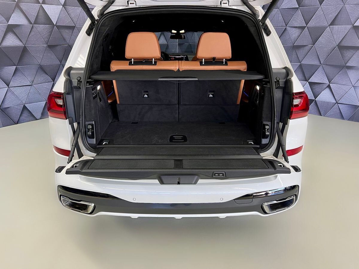 BMW X7 SUV / Terénní 3,0 l 250 kw