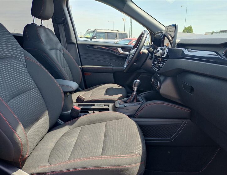 Ford Kuga SUV 1,5 l 110 kw