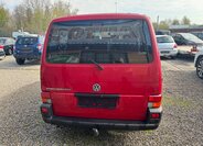 Volkswagen Transporter Kombi 2,5 l 65 kw