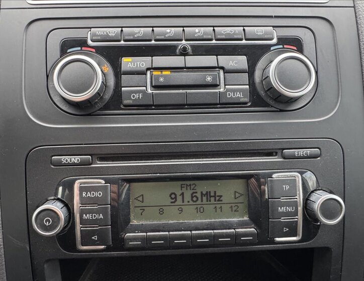 Volkswagen Touran MPV 1,6 l 77 kw