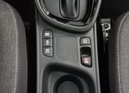 Toyota Yaris Cross CUV / Crossover 1,5 l 68 kw