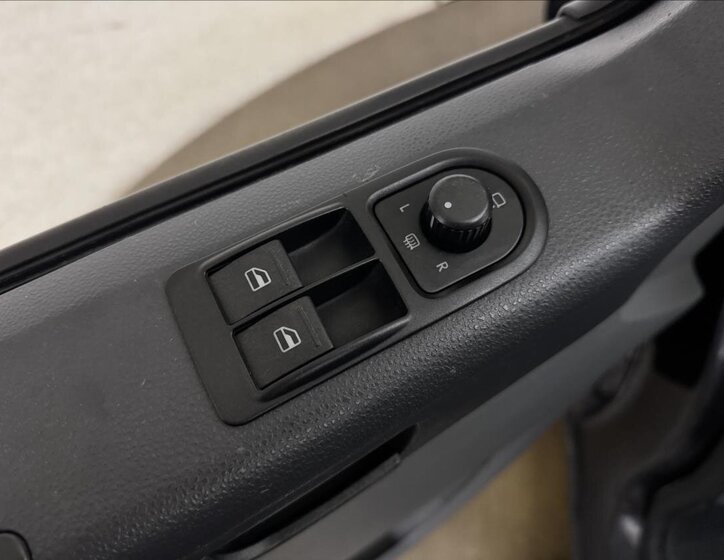 Volkswagen Transporter 16