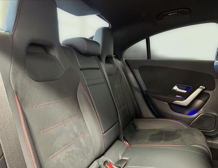 Mercedes-Benz CLA Kupé 2,0 l 165 kw