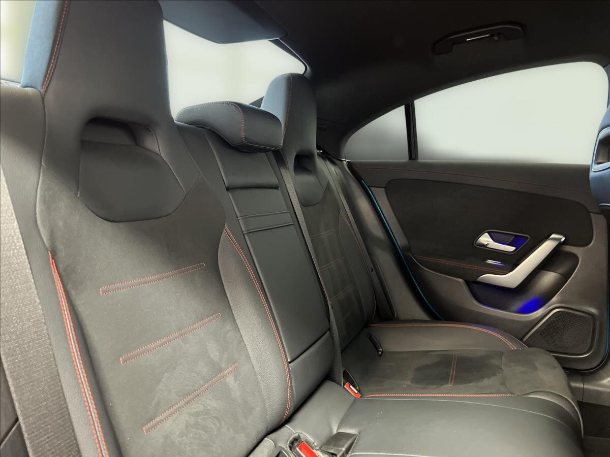 Mercedes-Benz CLA Kupé 2,0 l 165 kw