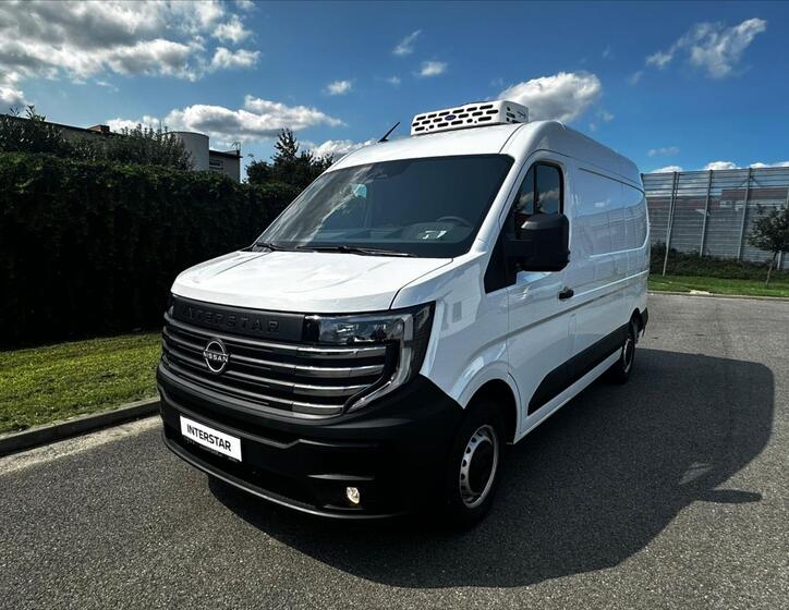 Nissan Interstar 11