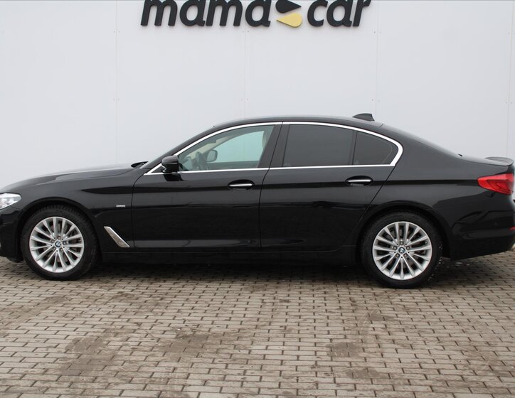BMW Řada 5 Sedan / Limuzína 3,0 l 250 kw