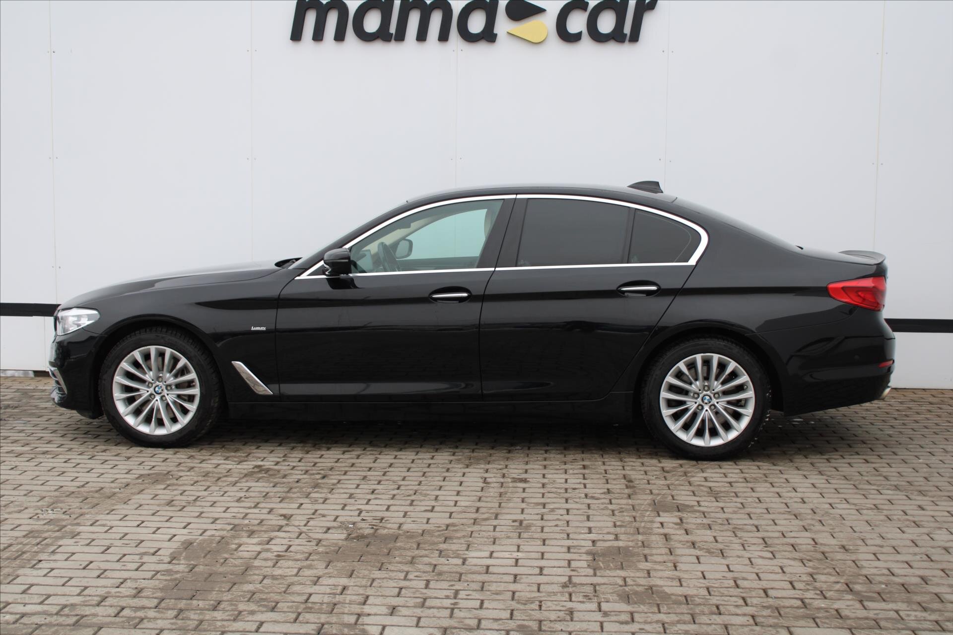 BMW Řada 5 Sedan / Limuzína 3,0 l 250 kw