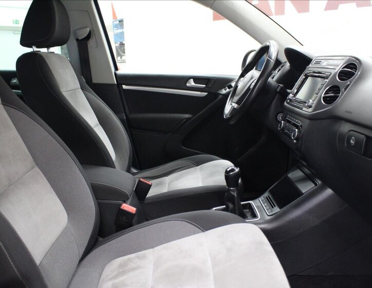 Volkswagen Tiguan 12