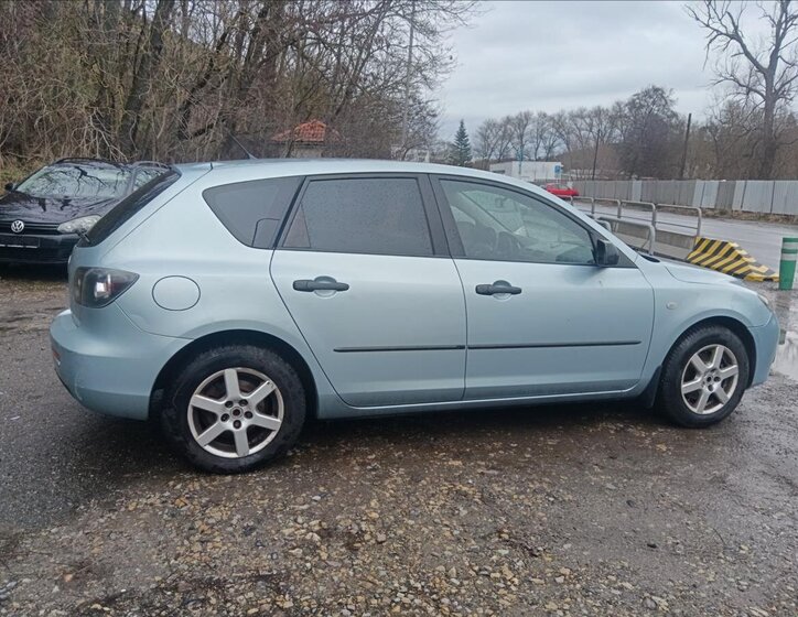 Mazda 3 Hatchback 1,3 l 62 kw