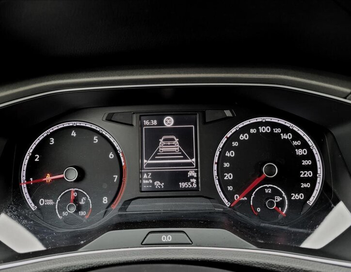 Volkswagen T-Roc SUV 999,0 85 kw