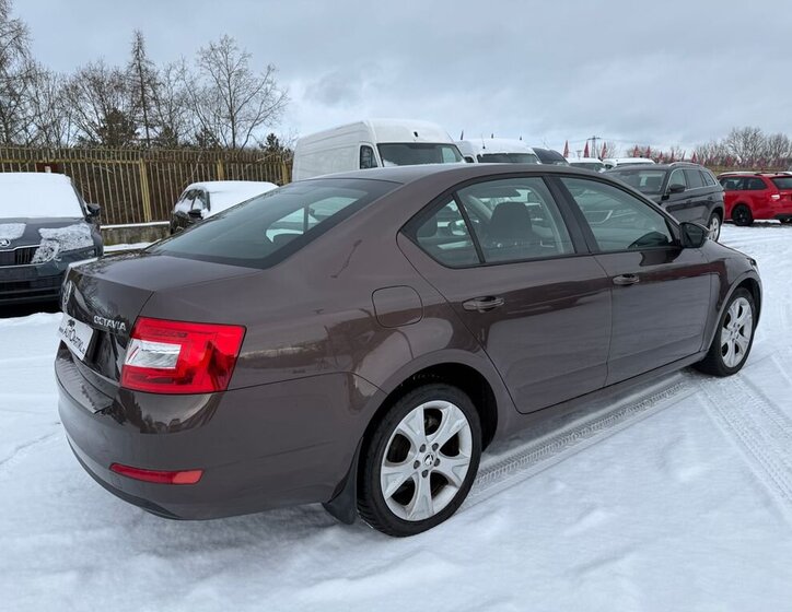 Škoda Octavia Sedan 1,6 l 77 kw