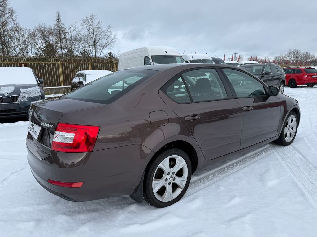Škoda Octavia Sedan 1,6 l 77 kw