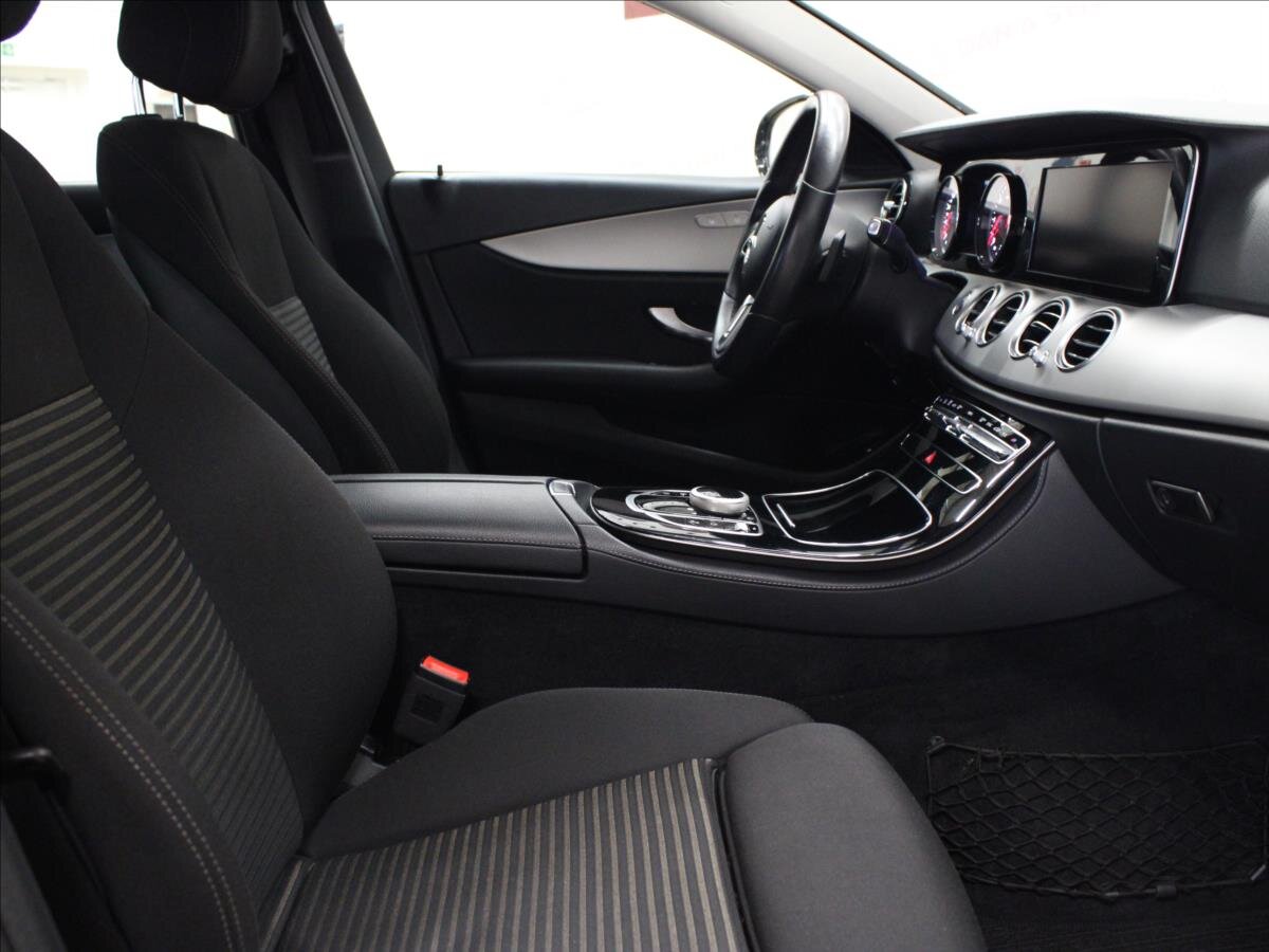 Mercedes-Benz Třídy E