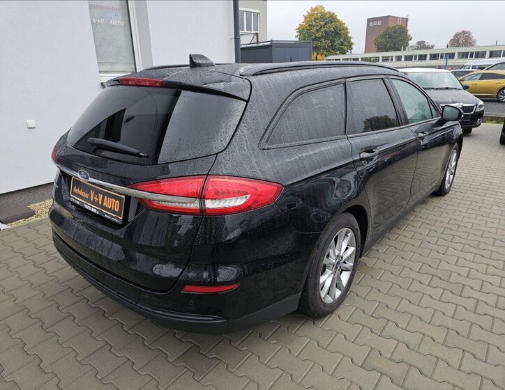 Ford Mondeo Kombi 2,0 l 88 kw