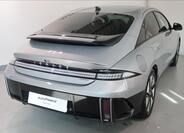 Hyundai Ioniq 6 4
