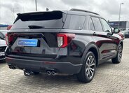 Ford Explorer 5