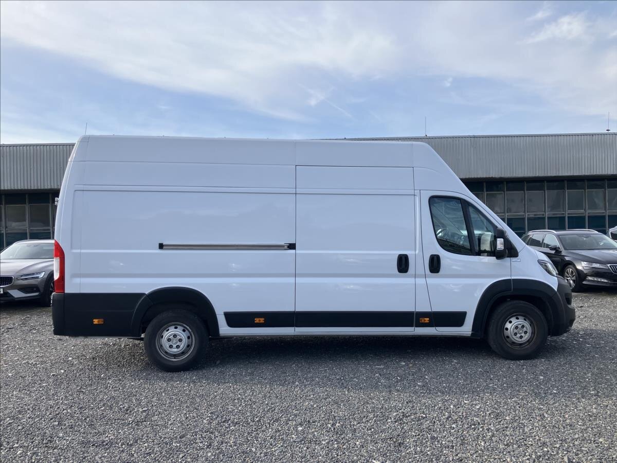Peugeot Boxer Skříň 2,2 l 121 kw