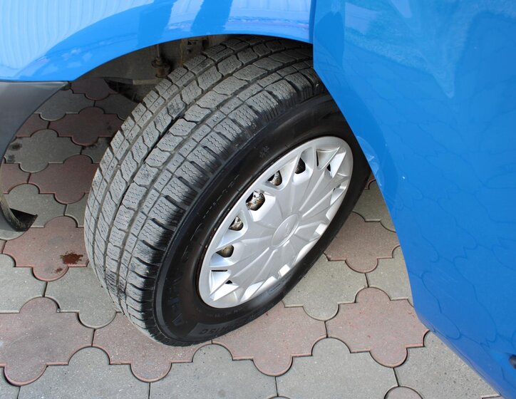 Ford Transit Custom Užitková 2,2 l 74 kw