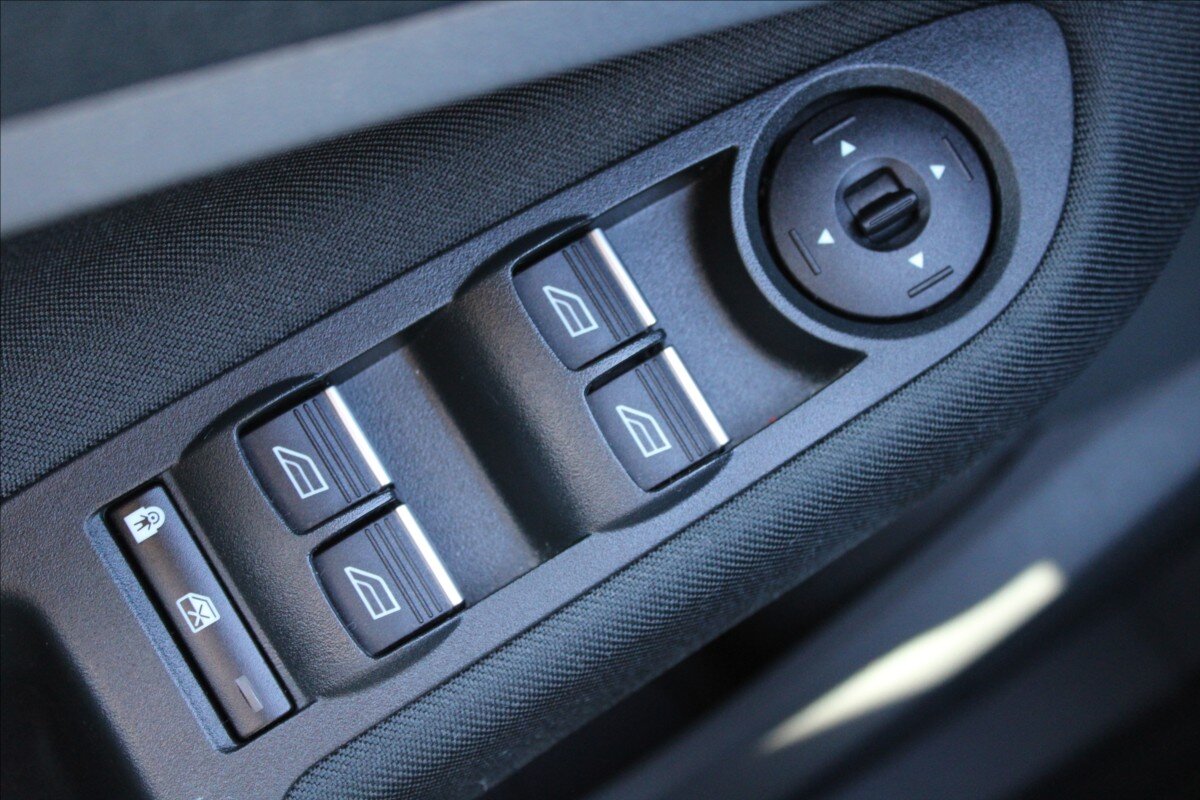 Ford Grand C-MAX MPV 998,0 92 kw