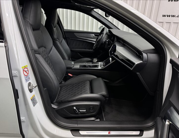 Audi A6 42