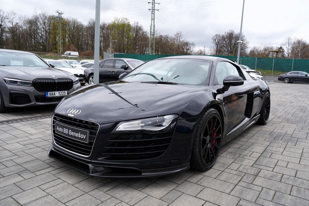 Audi R8 Kupé 4,2 l 309 kw