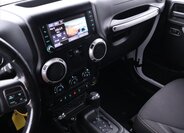 Jeep Wrangler SUV 2,8 l 147 kw