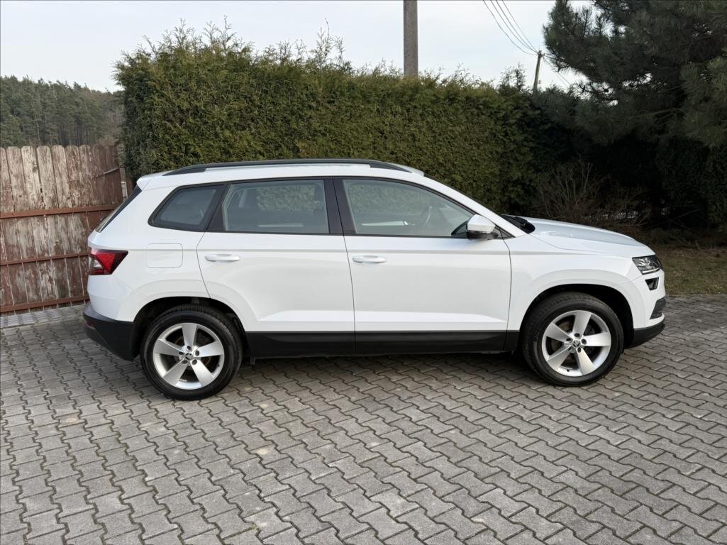 Škoda Karoq SUV / Terénní 1,6 l 85 kw