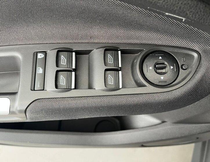 Ford Grand C-MAX MPV 2,0 l 110 kw