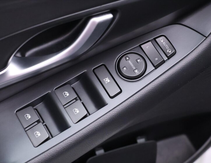 Hyundai i30 Kombi 1,4 l 103 kw