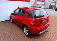 Suzuki SX4 8