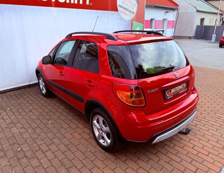 Suzuki SX4 8