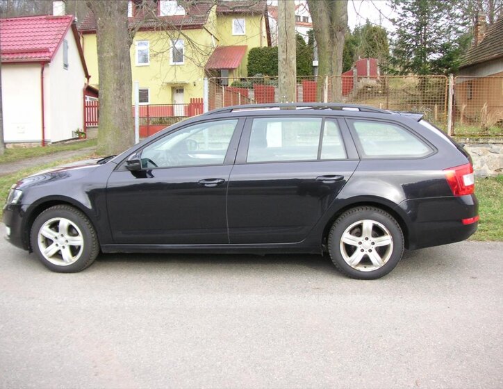 Škoda Octavia Kombi 2,0 l 110 kw