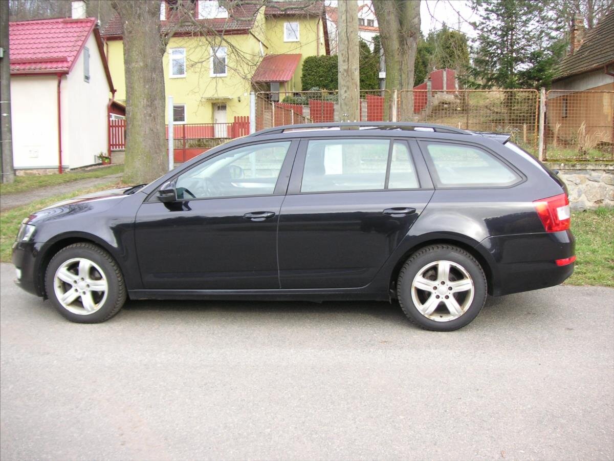 Škoda Octavia Kombi 2,0 l 110 kw