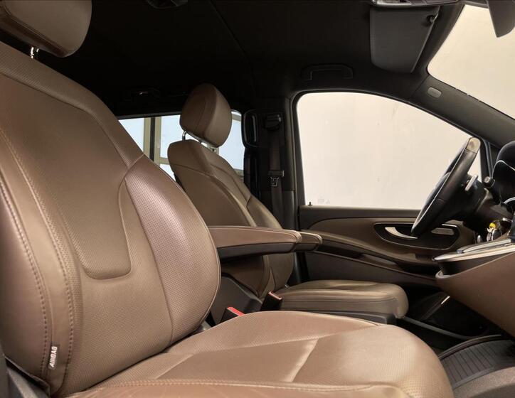 Mercedes-Benz Třídy V 15