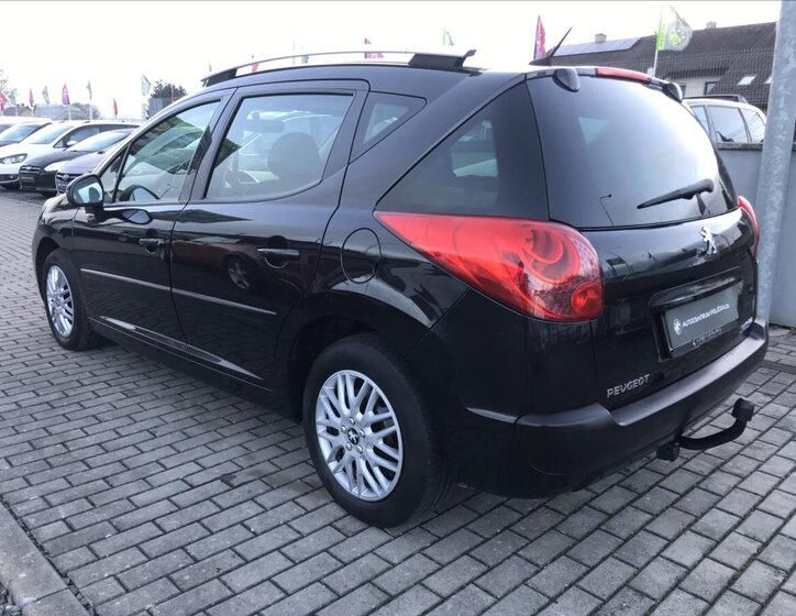 Peugeot 207 Hatchback 1,6 l 88 kw