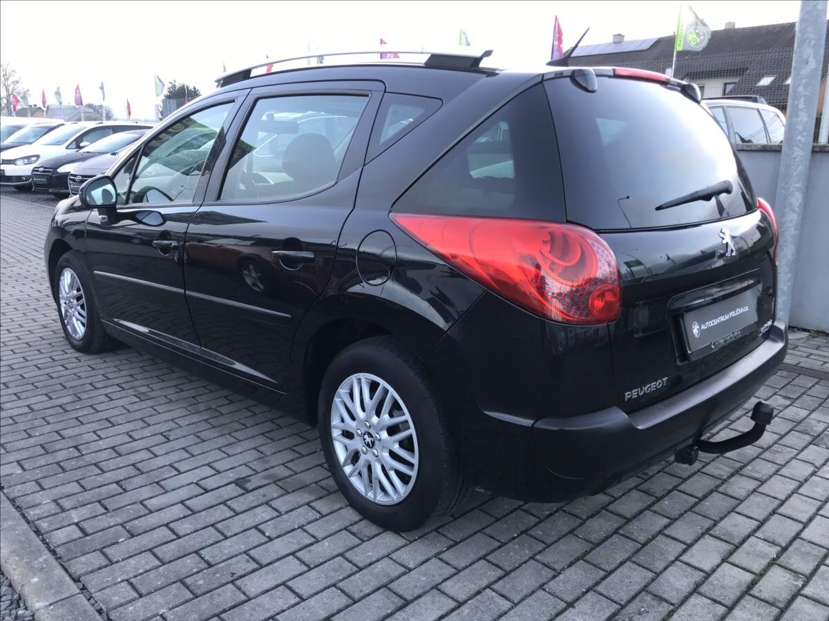 Peugeot 207 Hatchback 1,6 l 88 kw