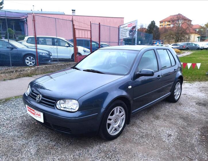 Volkswagen Golf 1