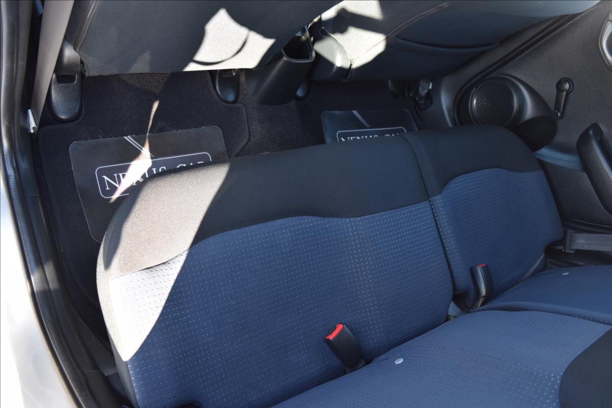 Honda Jazz Hatchback 1,2 l 66 kw