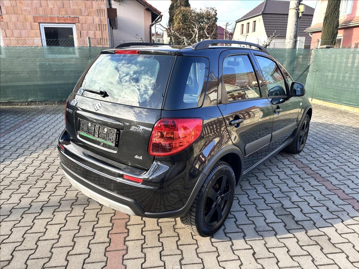 Suzuki SX4 Hatchback 1,6 l 88 kw