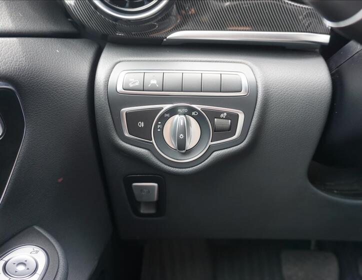 Mercedes-Benz Třídy V 21