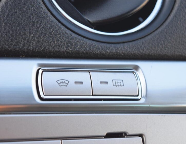 Ford S-MAX MPV 2,0 l 107 kw