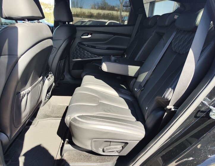 Hyundai Santa Fe SUV / Terénní 2,2 l 142 kw