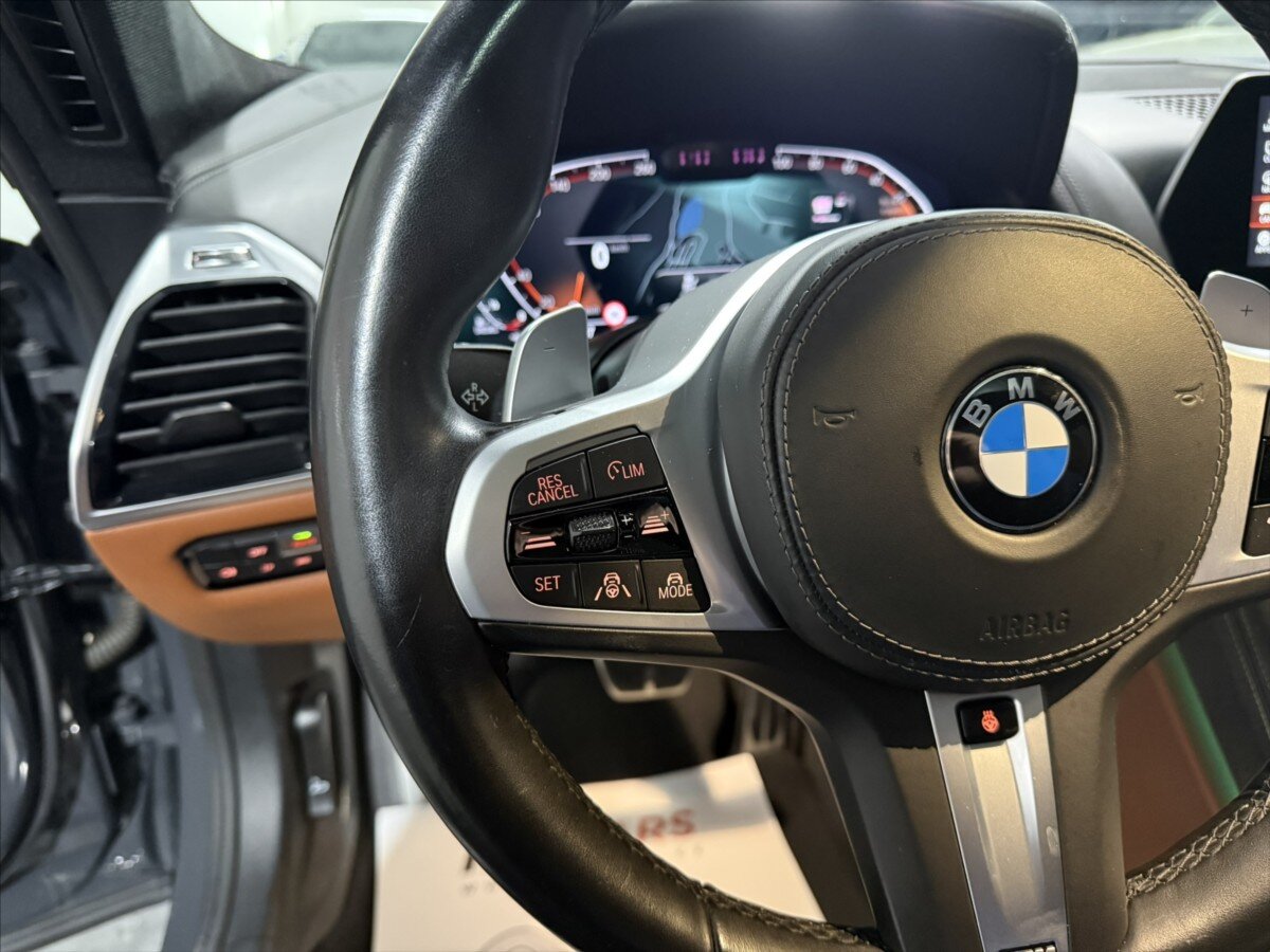 BMW Řada 8 Sedan / Limuzína 3,0 l 250 kw