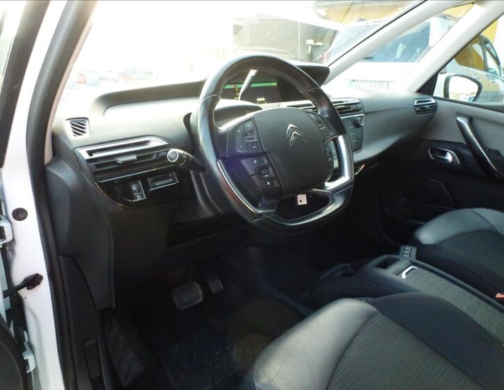 Citroën Grand C4 Picasso Kombi 2,0 l 110 kw