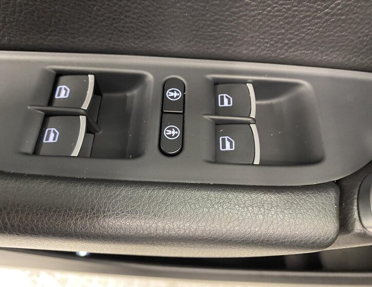 Volkswagen Touareg 12