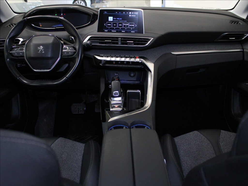 Peugeot 3008 SUV / Terénní 1,2 l 96 kw