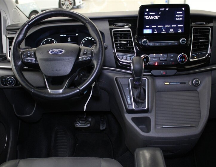 Ford Tourneo Custom MPV 2,0 l 136 kw
