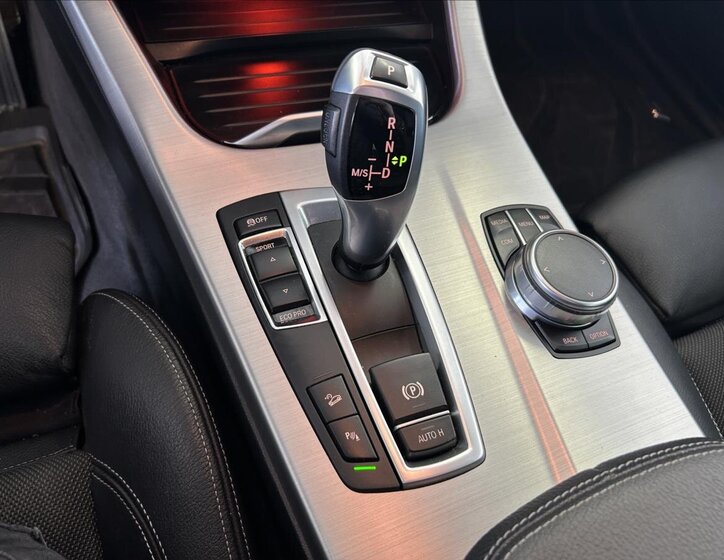 BMW X3 SUV / Terénní 2,0 l 140 kw