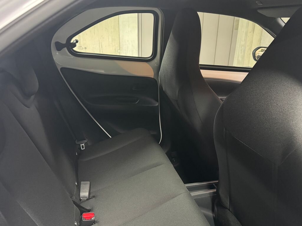 Toyota Aygo Hatchback 1,5 l 53 kw