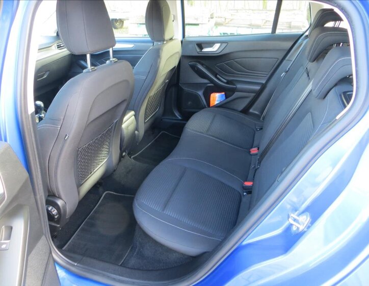 Ford Focus Kombi 999,0 114 kw